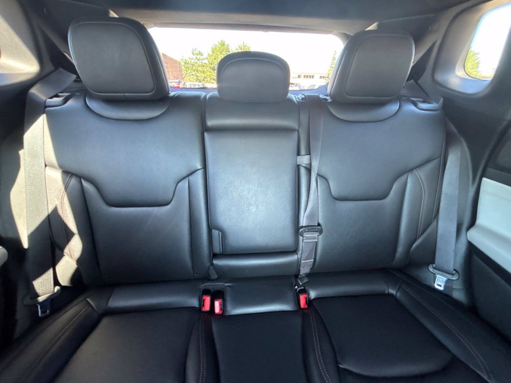Used 2024 White Jeep Limited image 30