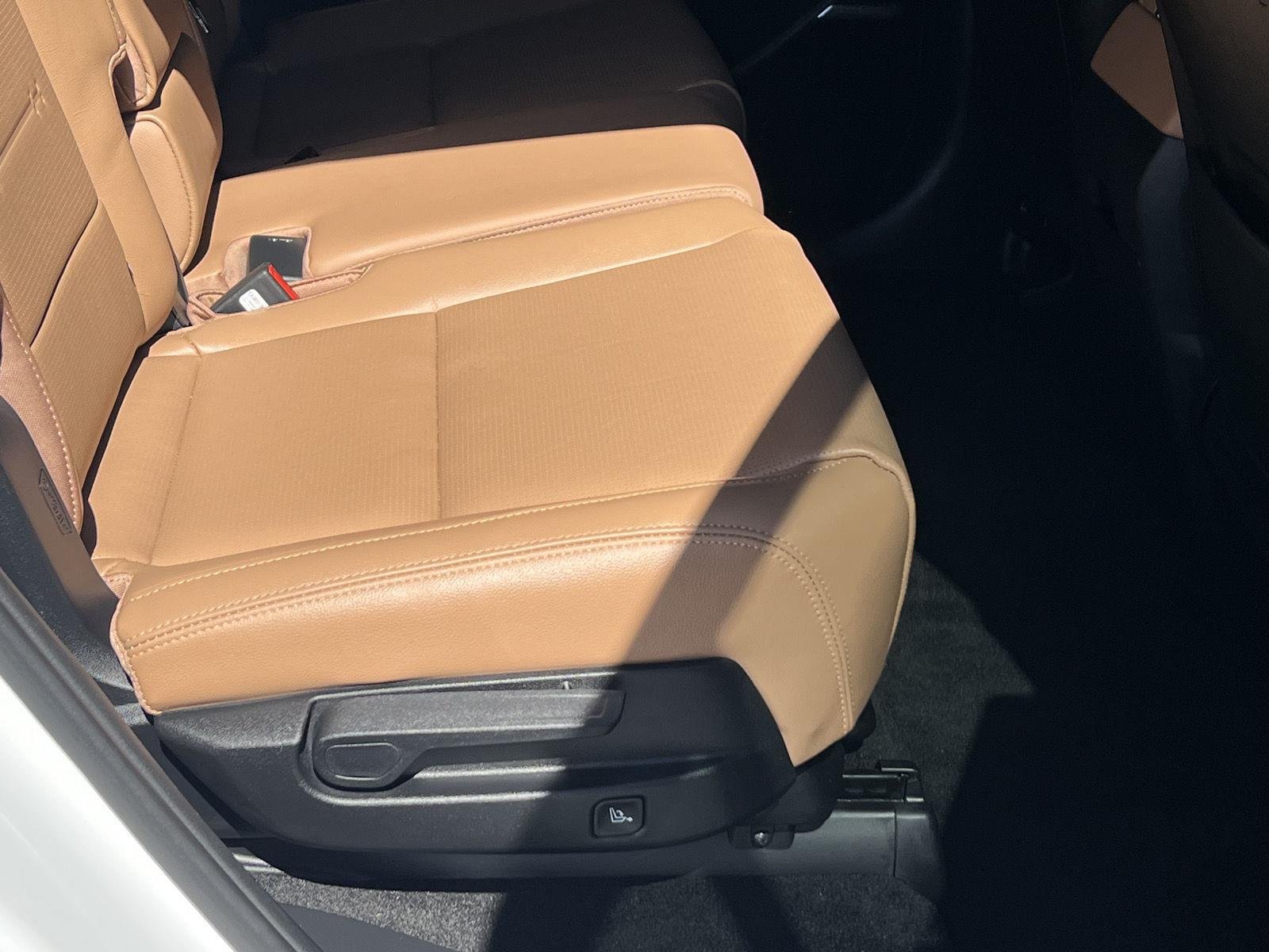 2025 Hyundai Santa Fe Limited - Photo 25
