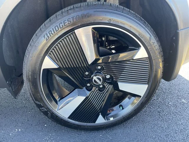 2025 Nissan Kicks SR AWD - Photo 31