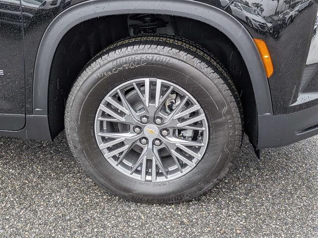 2027 Chevrolet Traverse LT - Photo 11