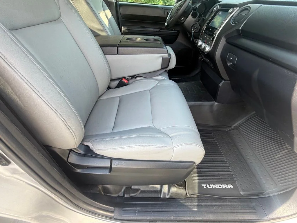 Used 2020 Silver Toyota SR image 35