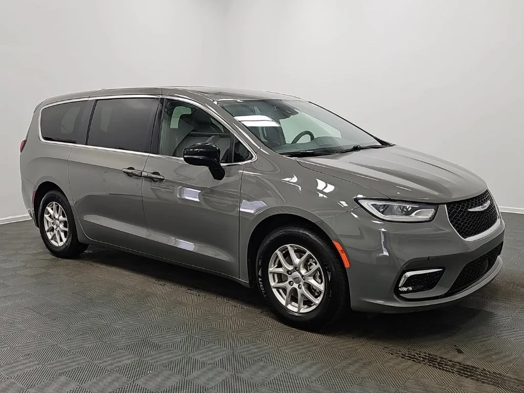 2025 Chrysler Pacifica