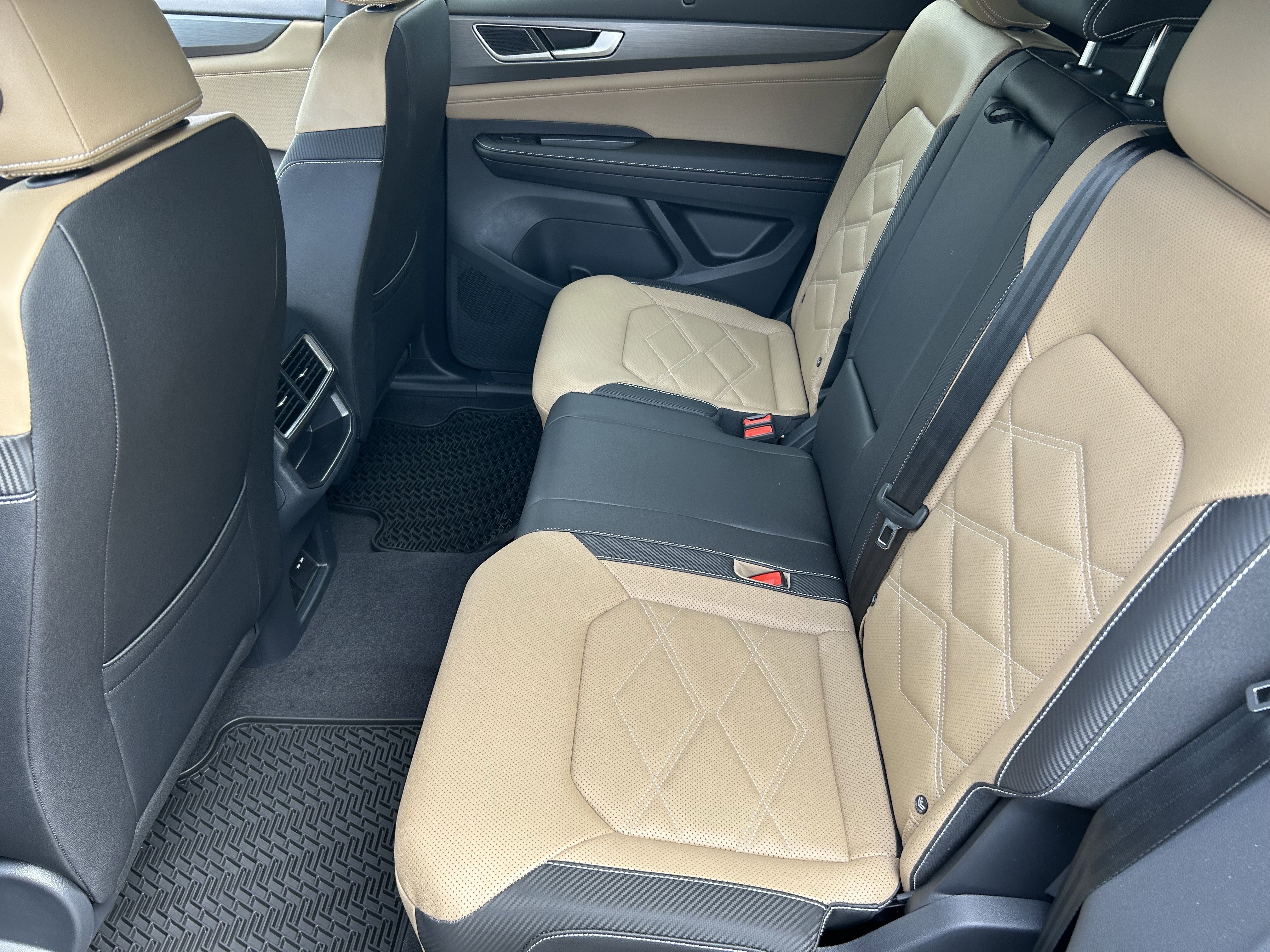 New 2026 Avocado Green Pearl Volkswagen 2.0T SE w/Technology image 13