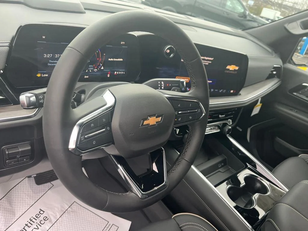 2026 Chevrolet Suburban Premier - Photo 10