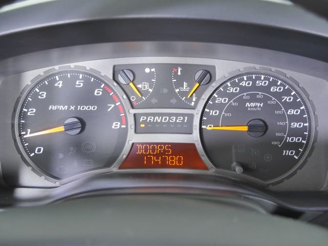 Used 2006 White GMC SLT image 26