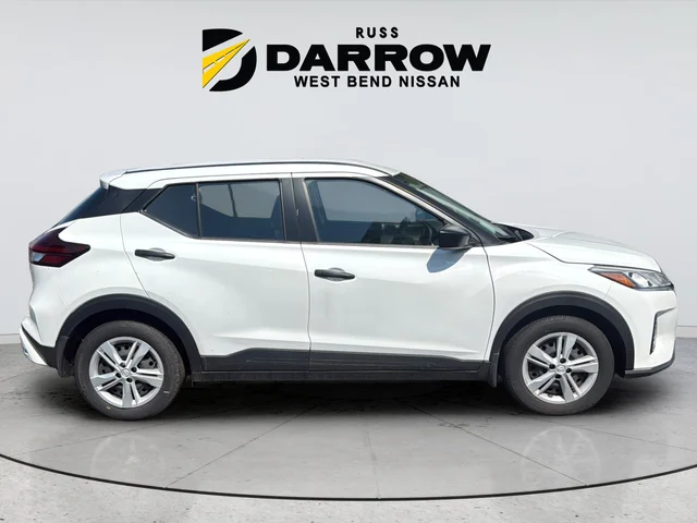 Certified Used 2025 White Nissan S image 6