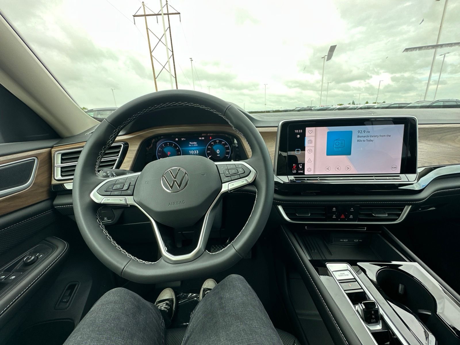 New 2026 Green Volkswagen 2.0T SE w/Technology image 48