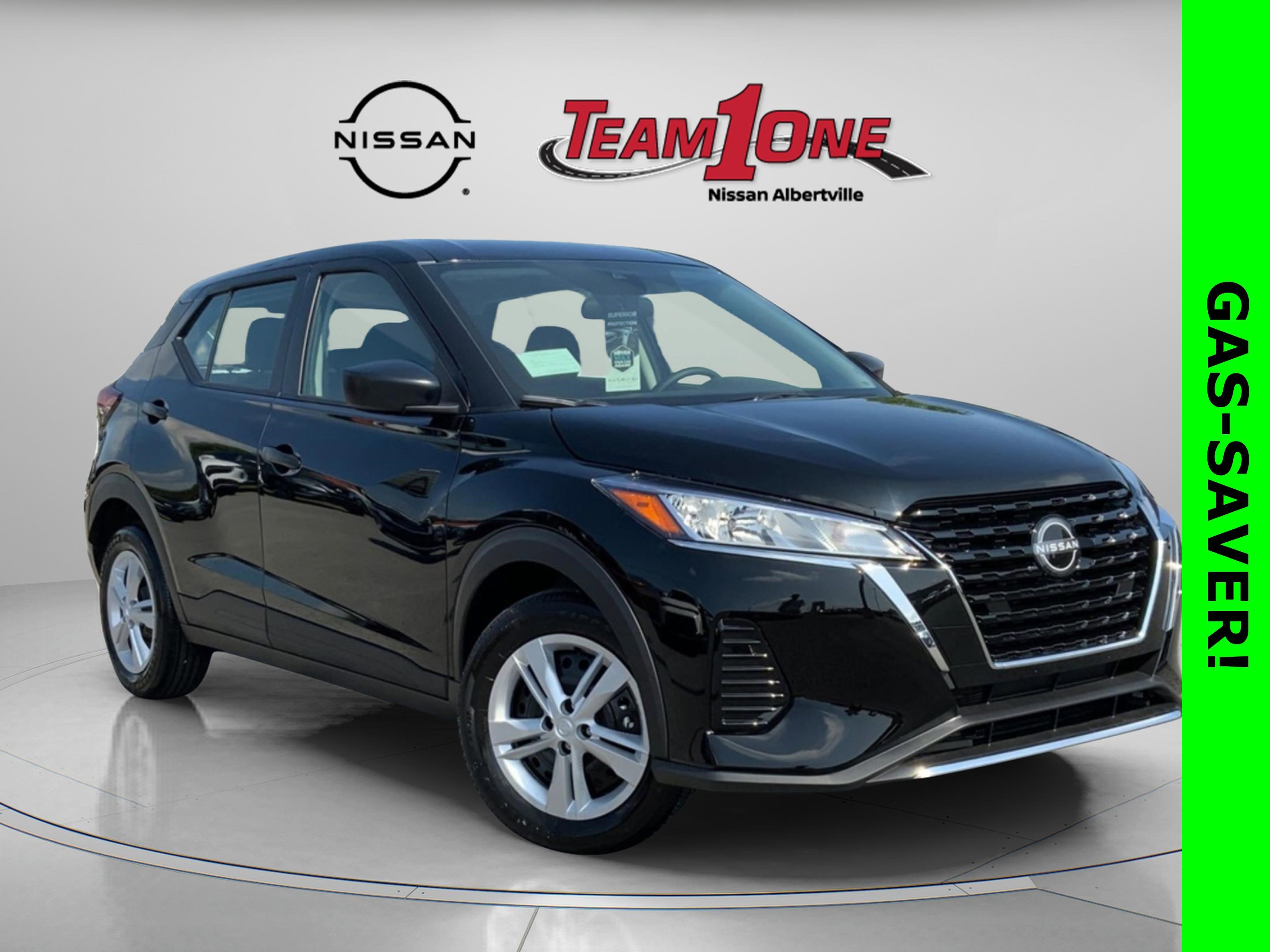 2025 Nissan KICKS PLAY Base