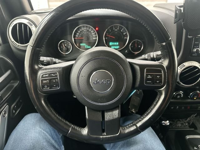 Used 2017 Gray Jeep Unlimited Sahara image 12
