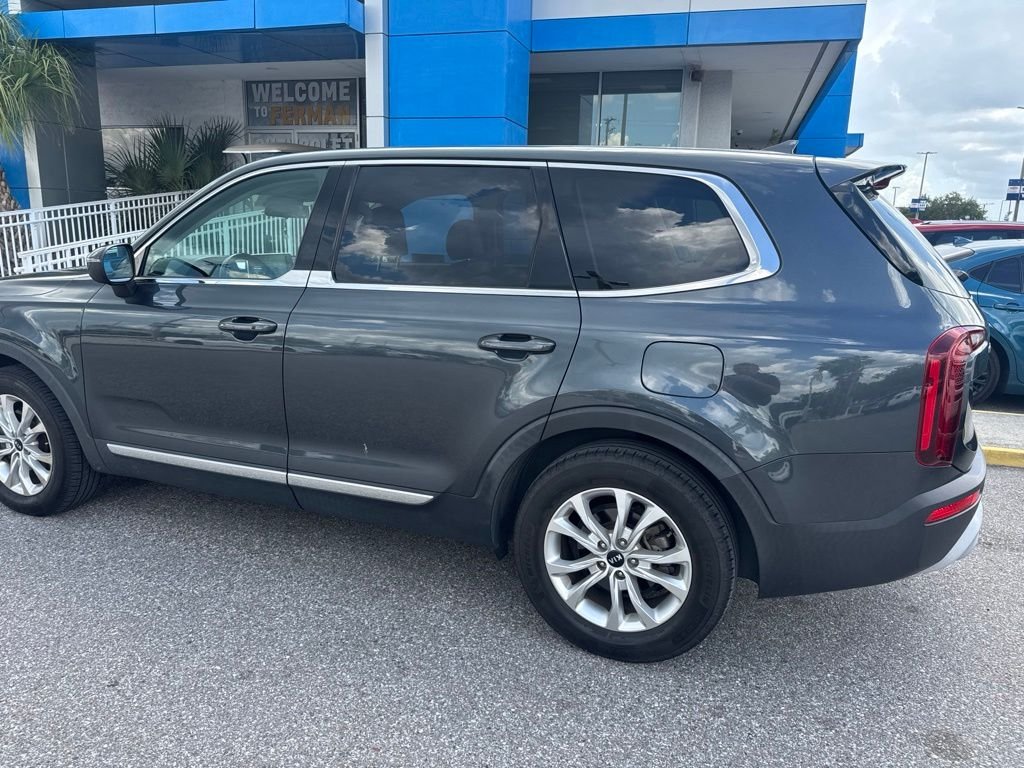 Used 2020 Gray Kia LX image 8