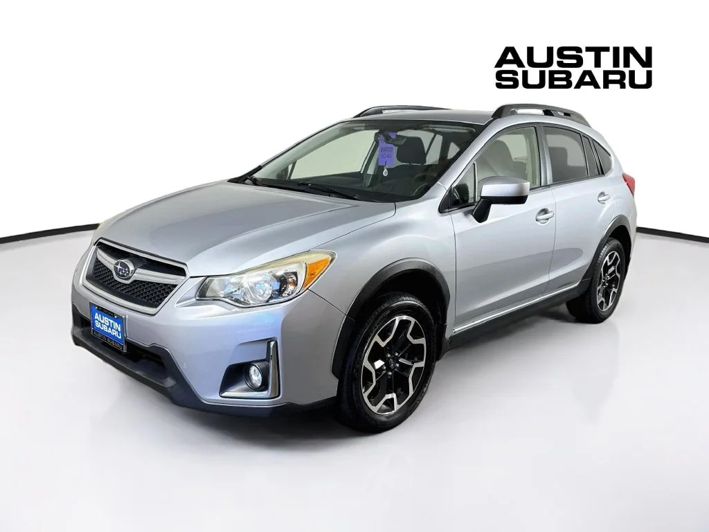 Used 2017 Silver Subaru 2.0i Premium image 3