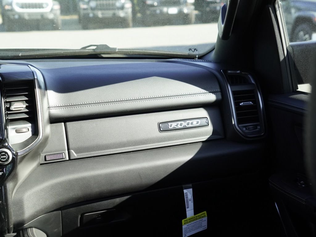 New 2026 Diamond Black Crystal Pearl-Coat Exterior Paint RAM RHO image 26