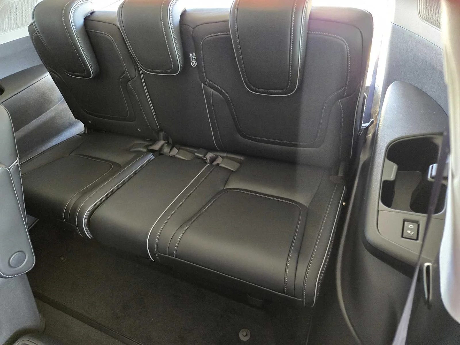 Certified Used 2026 Black Obsidian INFINITI LUXE image 21