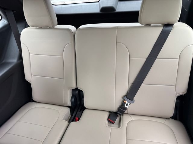 Used 2023 White Chevrolet LT Leather image 12