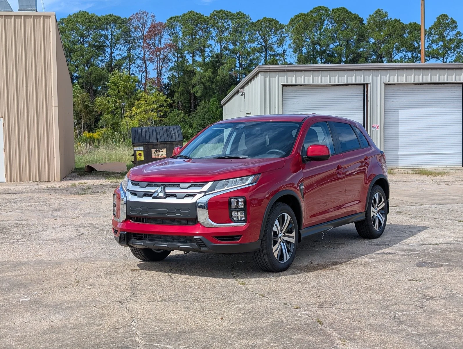 New 2027  Mitsubishi 2.0 ES image 1