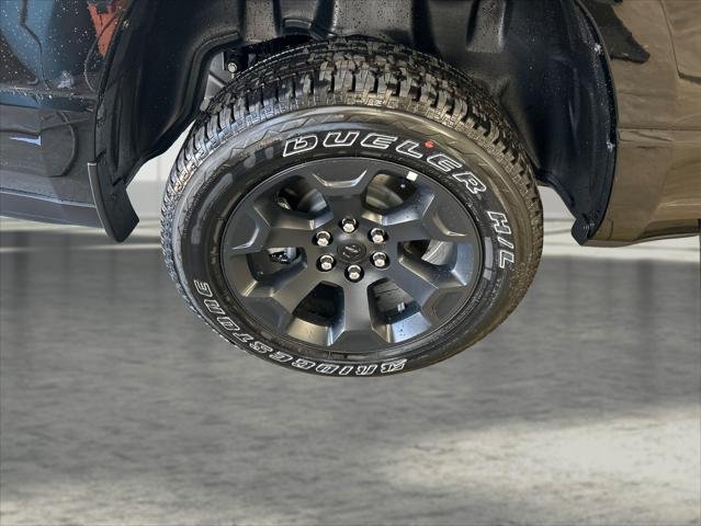 New 2026 Diamond Black Crystal Pearl-Coat Exterior Paint RAM Express image 20