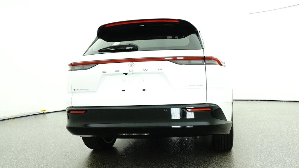 New 2026 Oxygen White Toyota Limited image 10