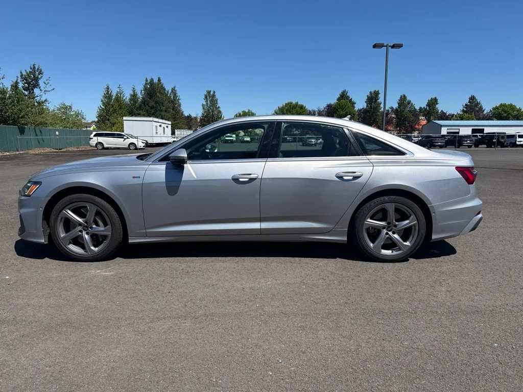 Used 2024 Florett Silver Metallic Audi S line 55 Premium Plus image 4