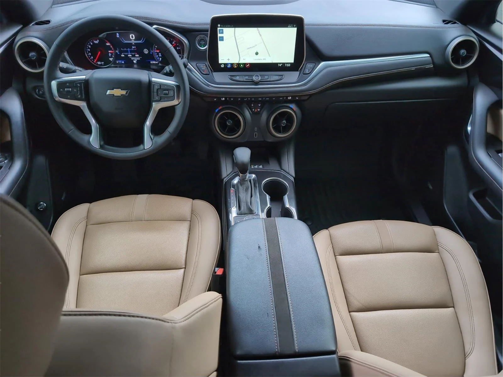 Used 2024 Iridescent Pearl Tricoat Chevrolet Premier image 31