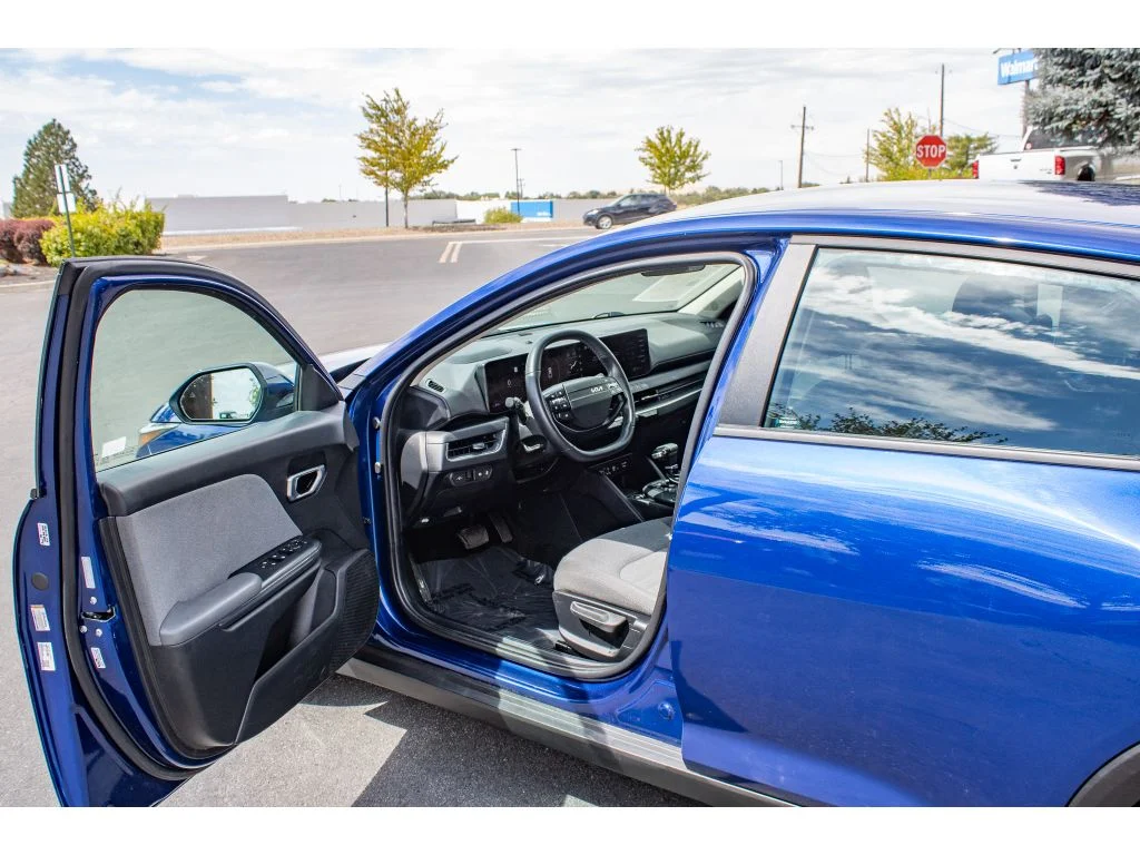 Used 2025 Deep Sea Blue Kia EX image 24