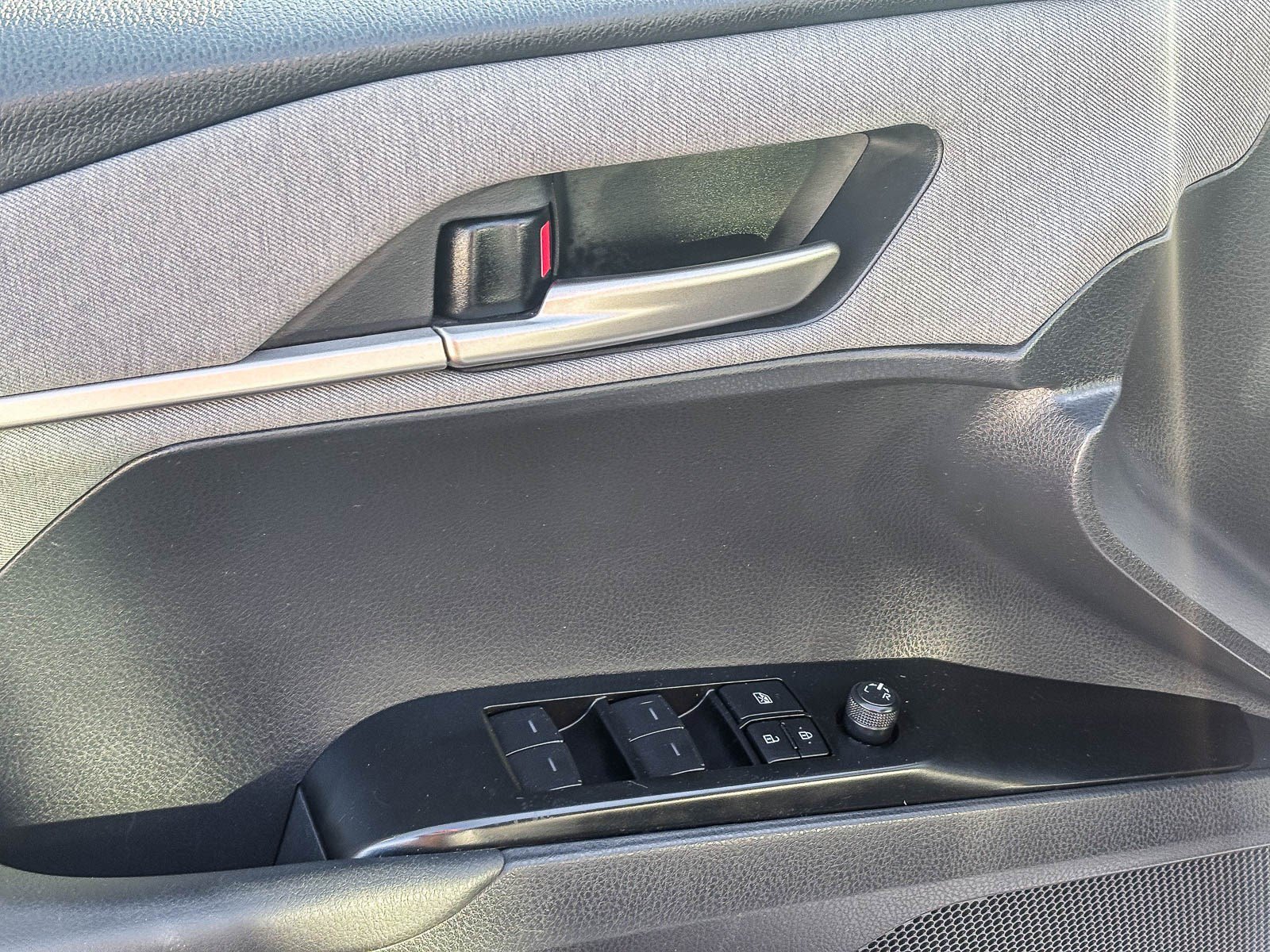 Certified Used 2025 Ice Cap Toyota LE image 21