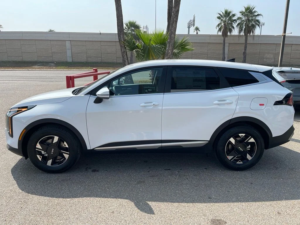 New 2026 White Kia LX image 4