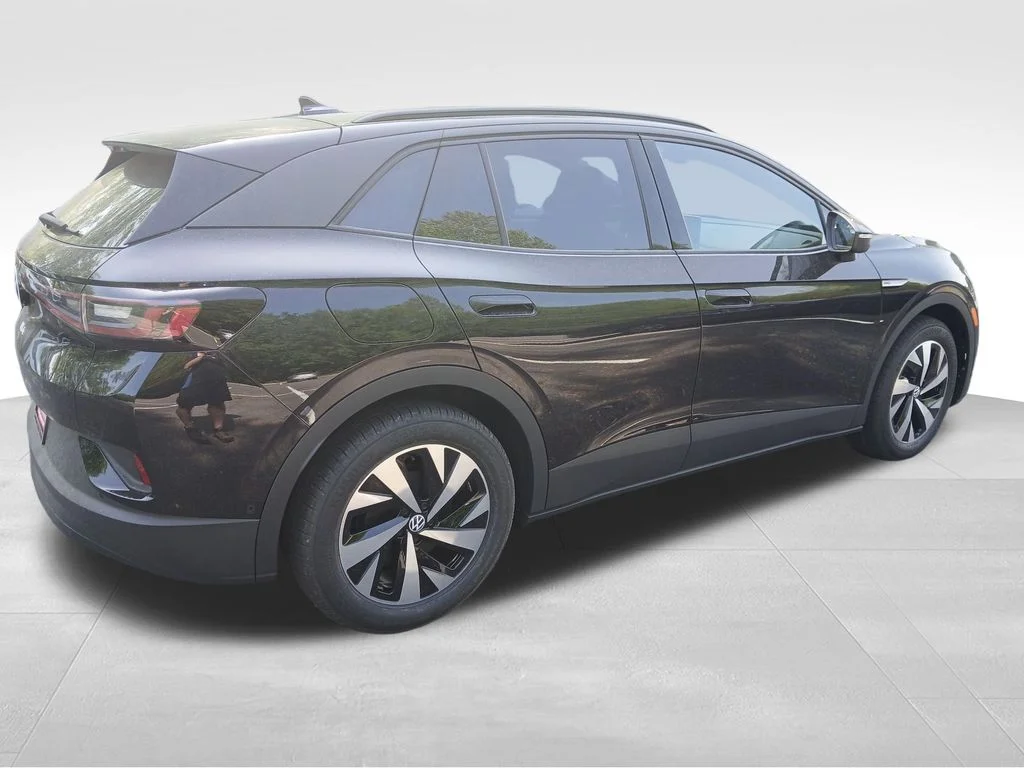 New 2026 Black Volkswagen Pro image 5