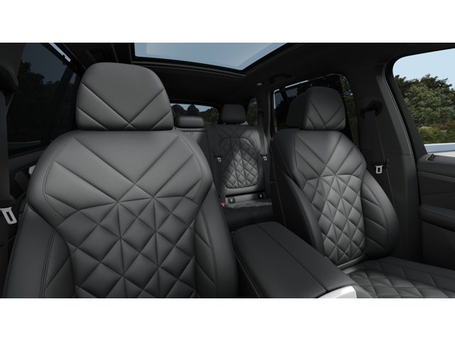 New 2026 Carbon Black Metallic BMW sDrive40i image 11