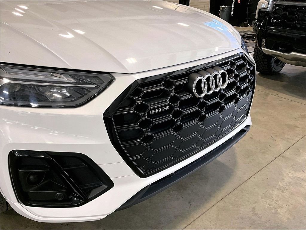 Used 2025 White Audi 45 S line Premium Plus image 33