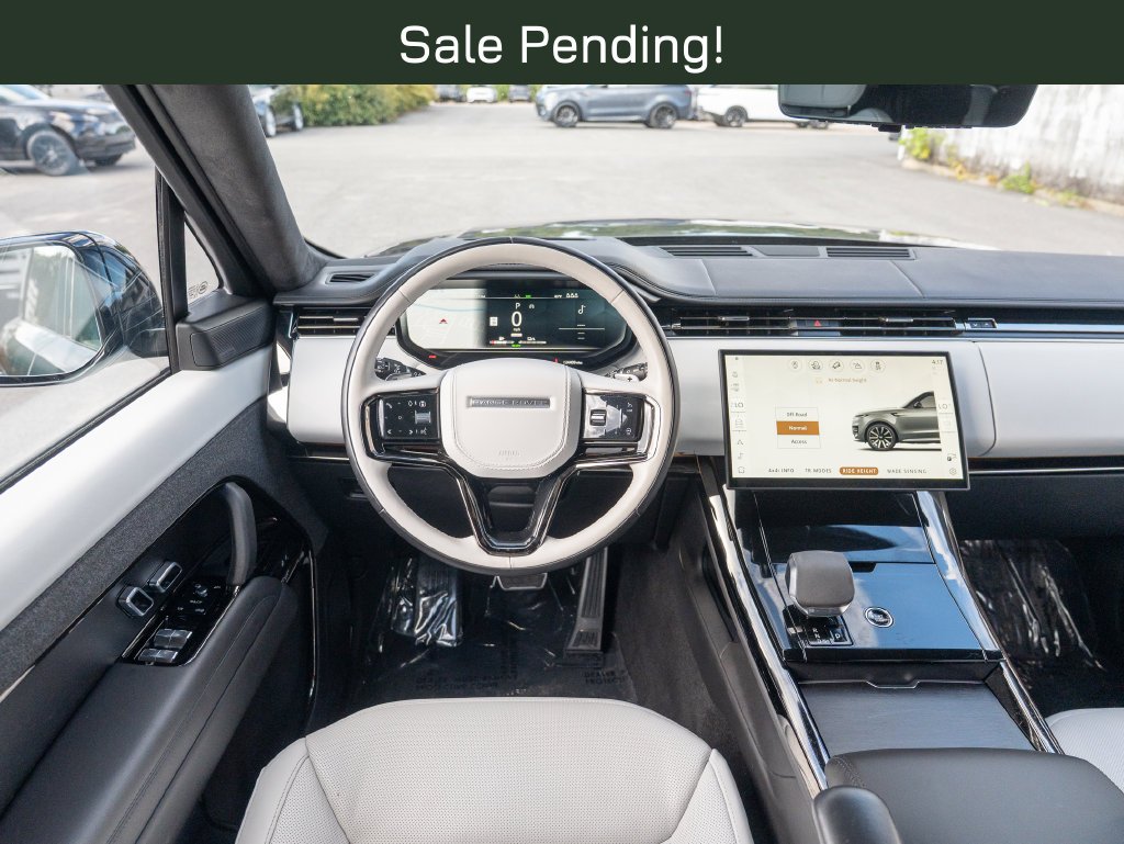 Used 2025 Gray Land Rover Autobiography image 13