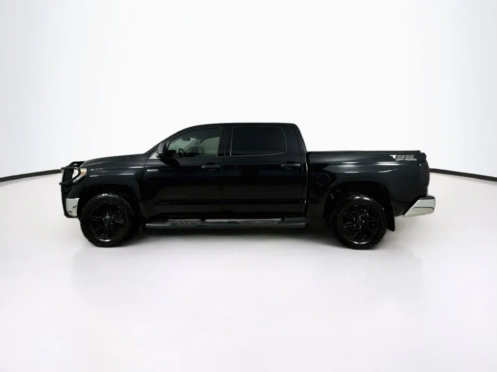 Used 2018 Black Toyota SR5 image 4
