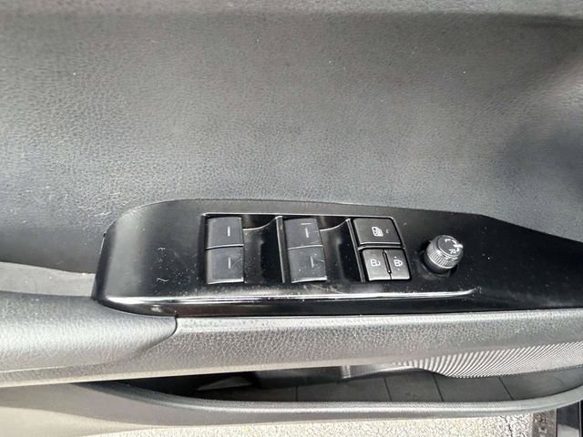 Certified Used 2025  Toyota LE image 17