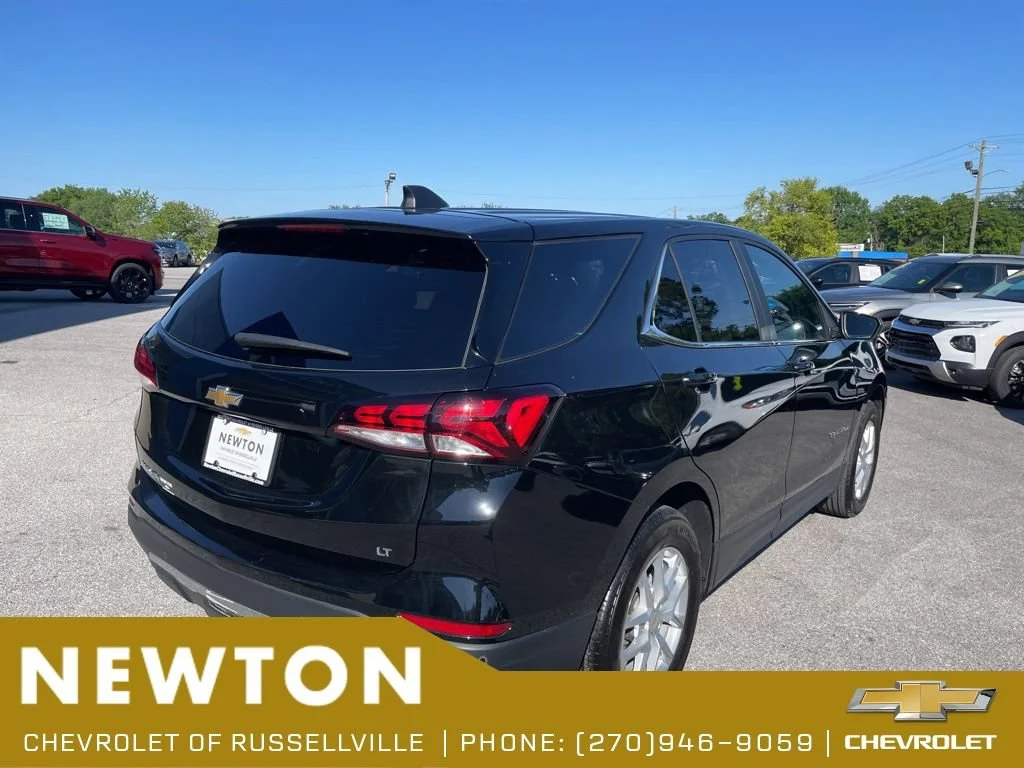 Used 2024 Mosaic Black Metallic Chevrolet LT image 43