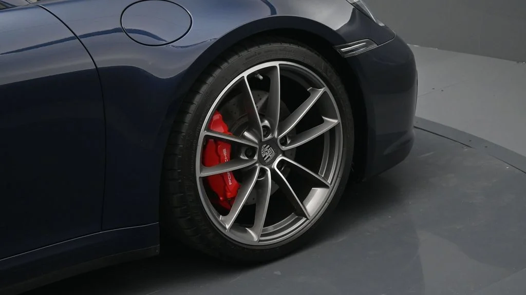 Used 2021  Porsche Carrera S image 6
