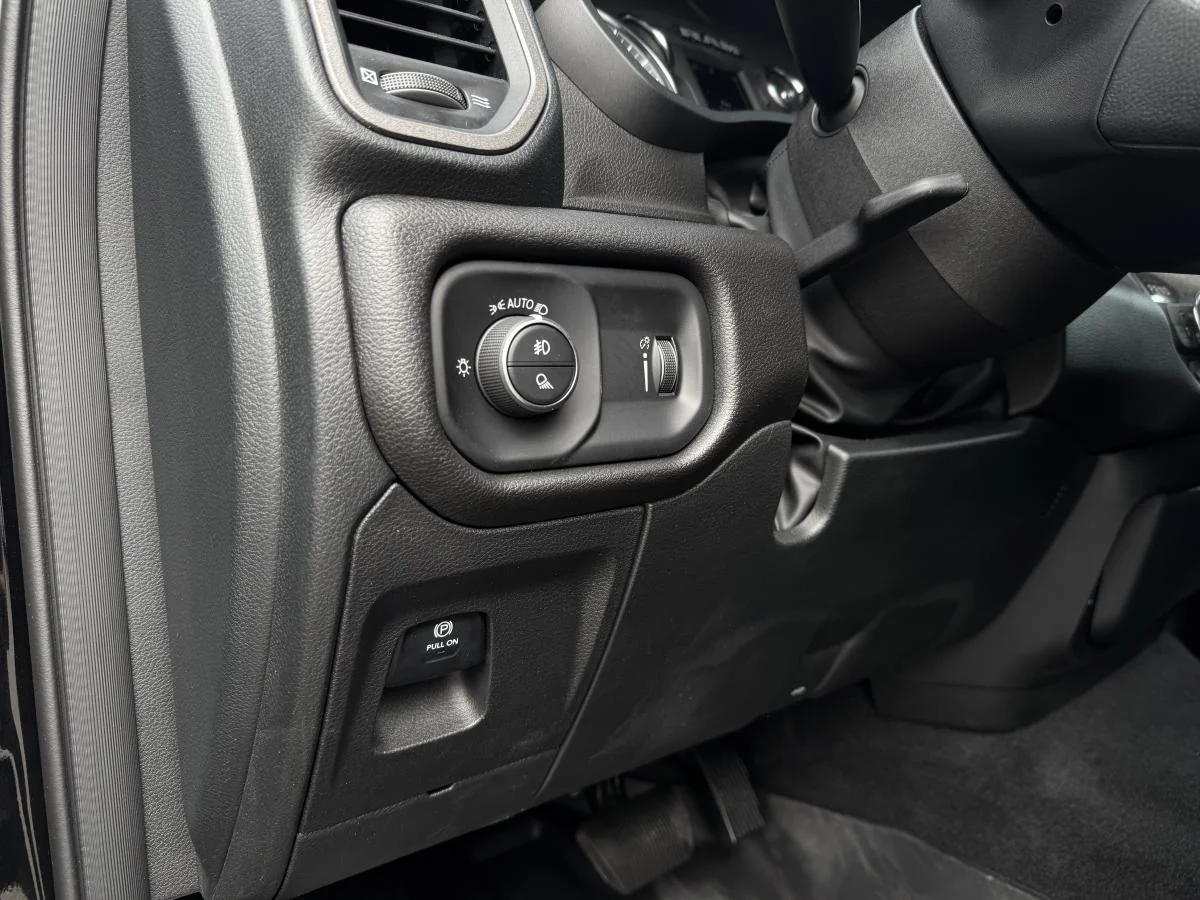 New 2025 Black RAM Tradesman C/c 4x4 image 14