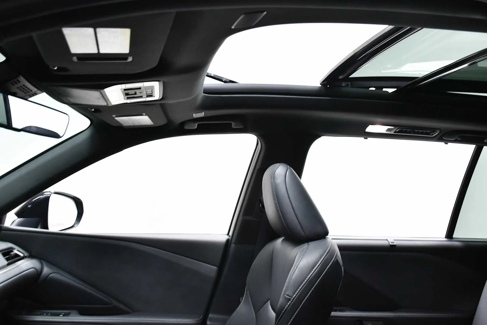 Used 2025 Caviar Lexus Premium image 13