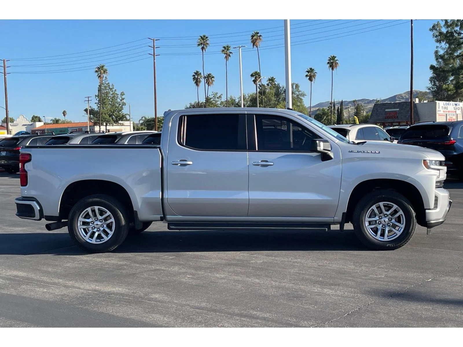 Used 2022 Silver Ice Metallic Chevrolet RST image 7
