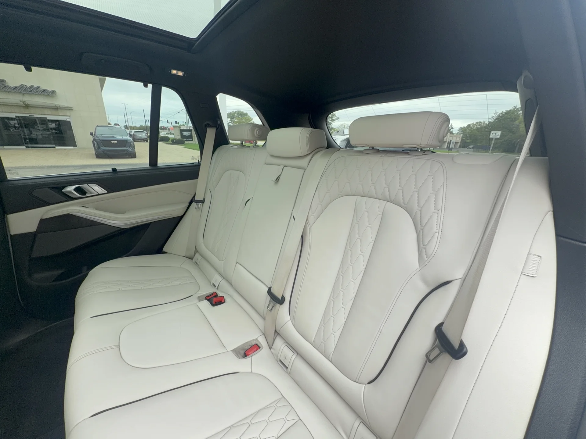 Certified Used 2024 Mineral White Metallic BMW xDrive50e image 29