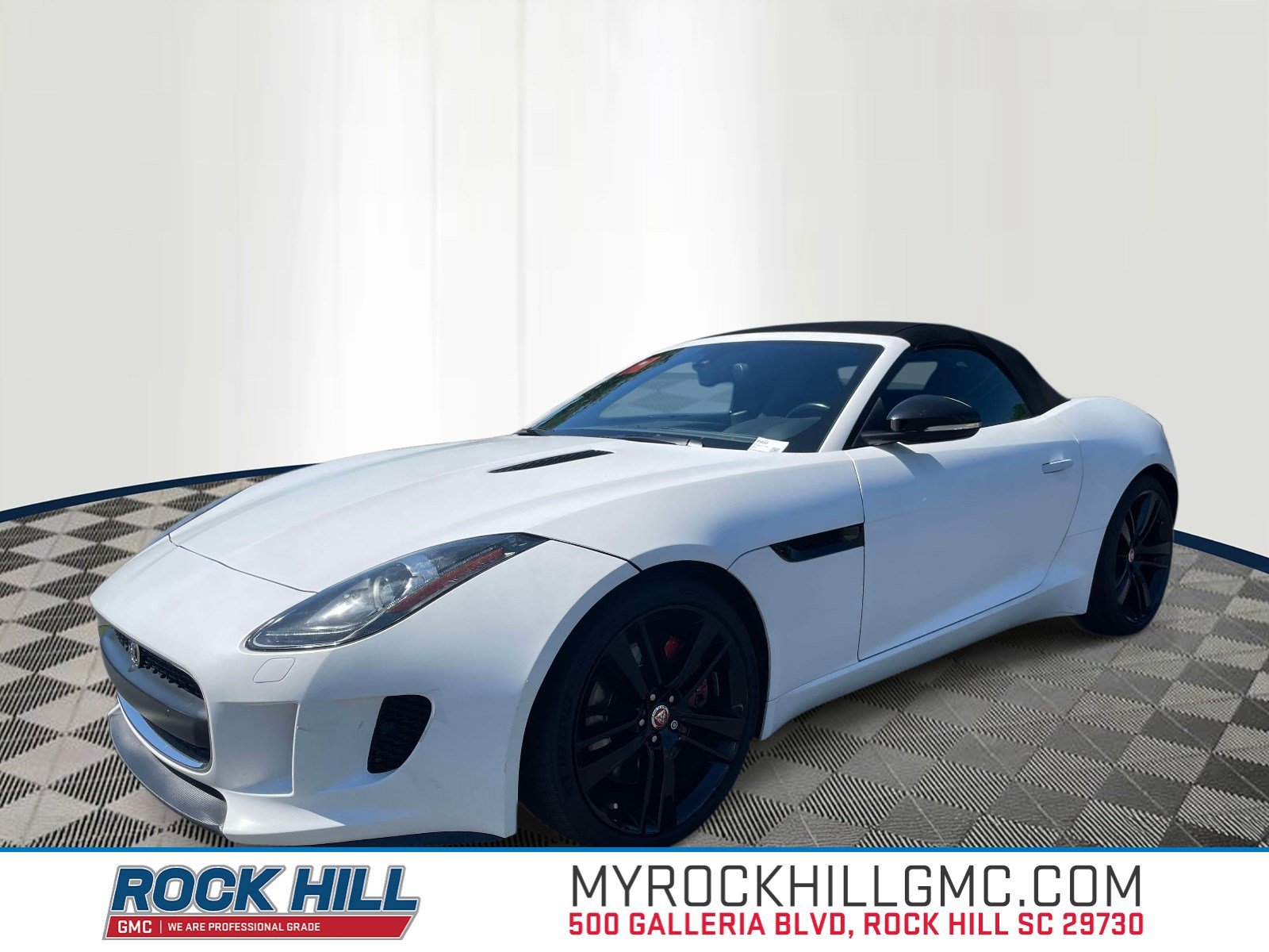 2016 Jaguar F-TYPE Convertible's photo