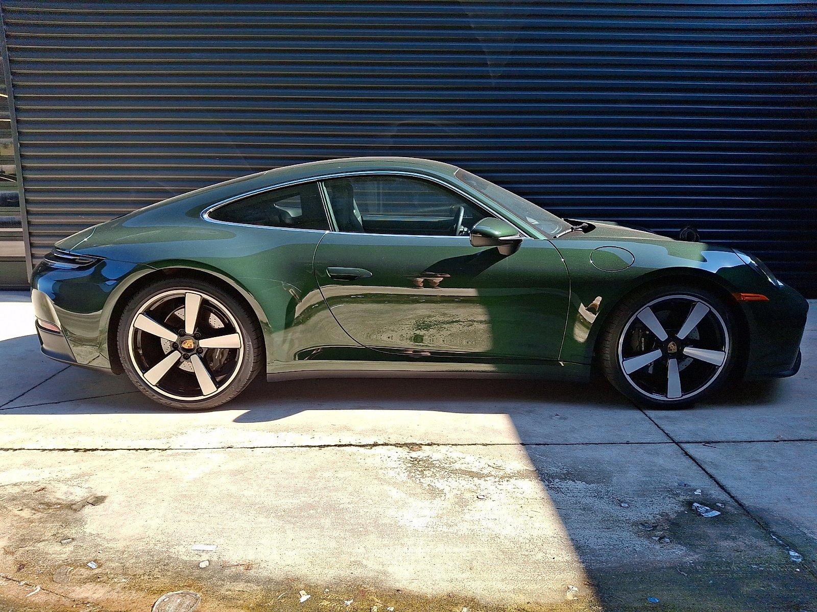 Certified Used 2026 Shade Green Metallic   G9 Porsche Carrera image 8