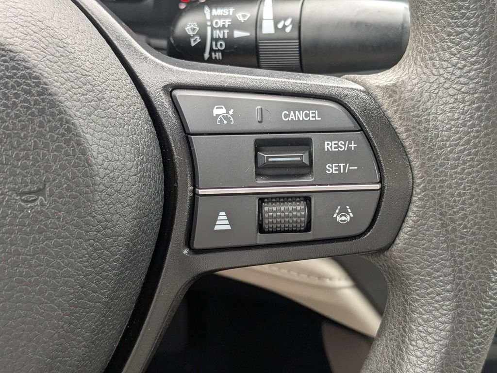 Used 2023  Honda EX image 26