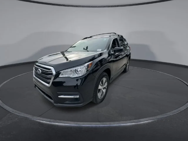 Certified Used 2022 Black Subaru Premium image 3