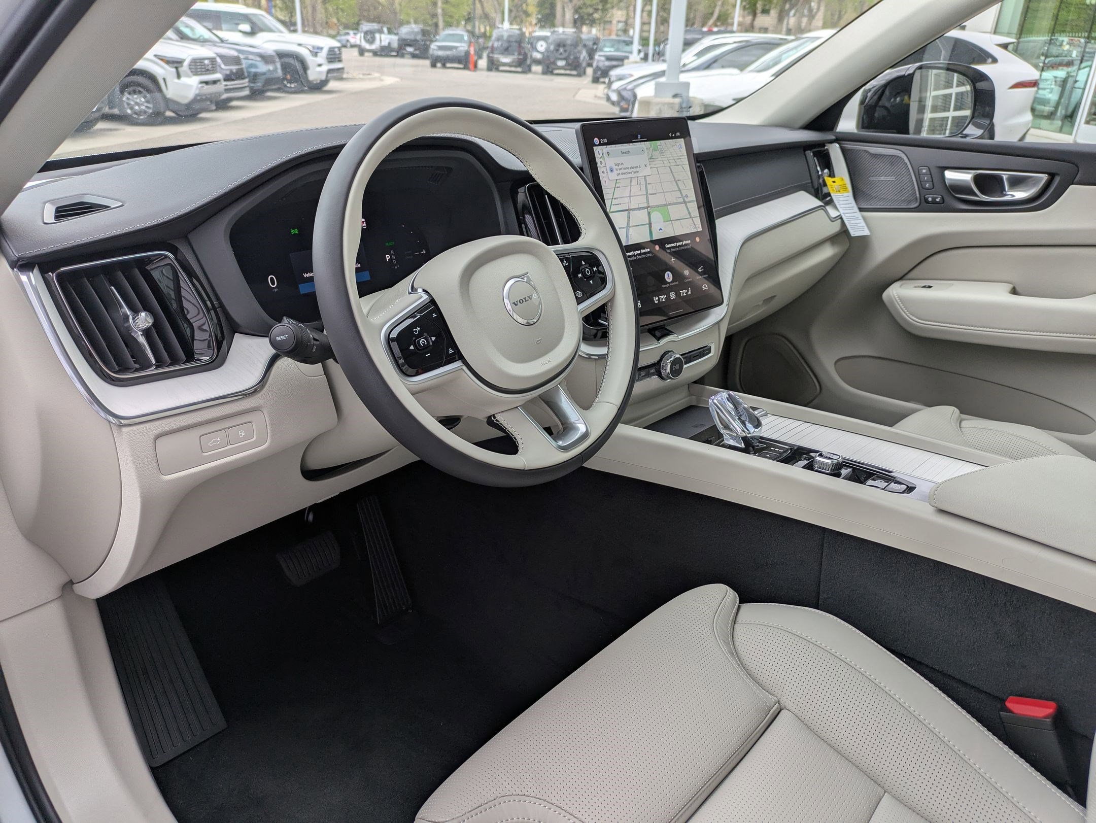 New 2026 Crystal White Volvo Ultra image 10