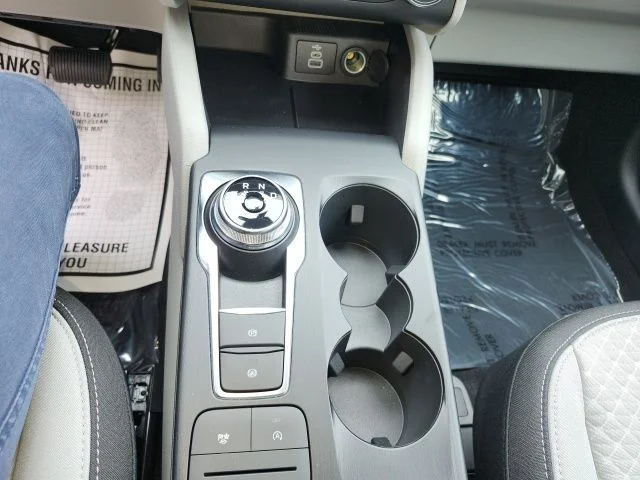 New 2026 Oxford White Ford Active® image 21