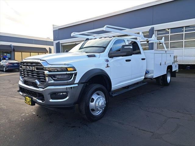 2026 RAM 5500 Big Horn 4X4 Crew Cab DRW 197" WB's photo