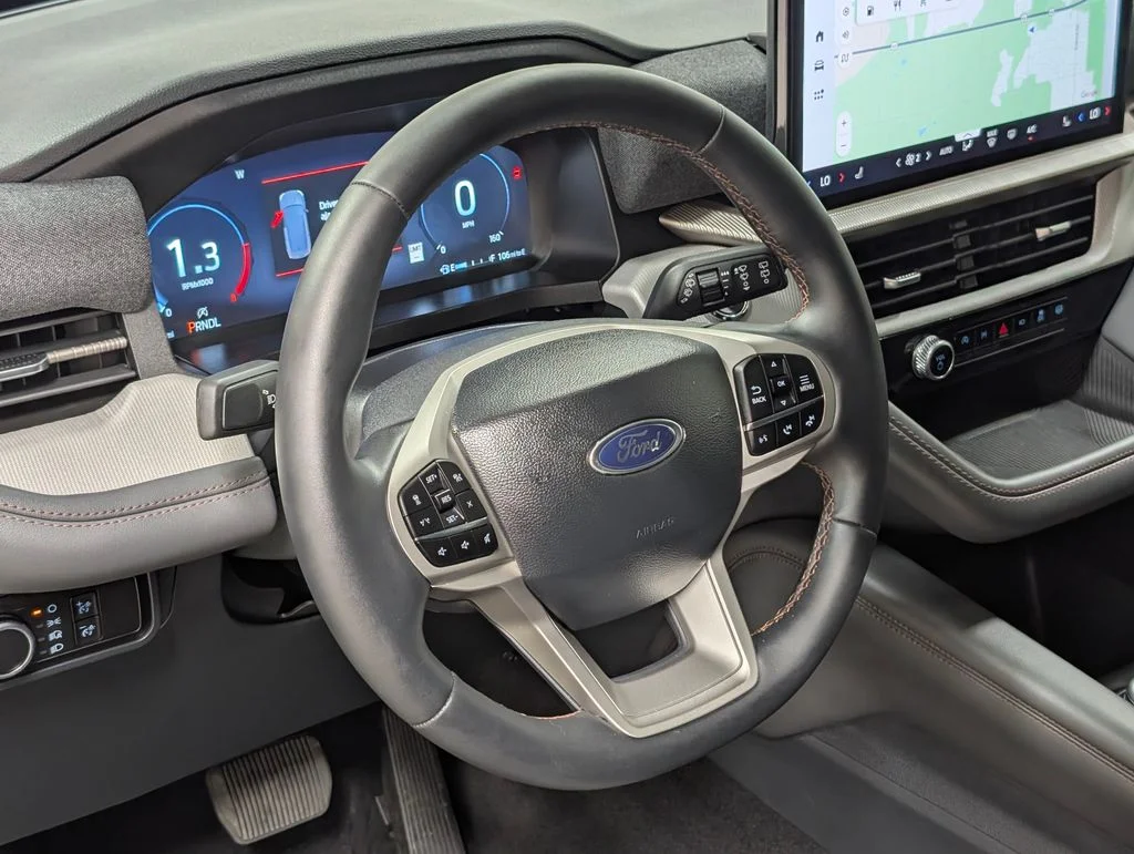 New 2026 Agate Black Metallic Ford Active image 8