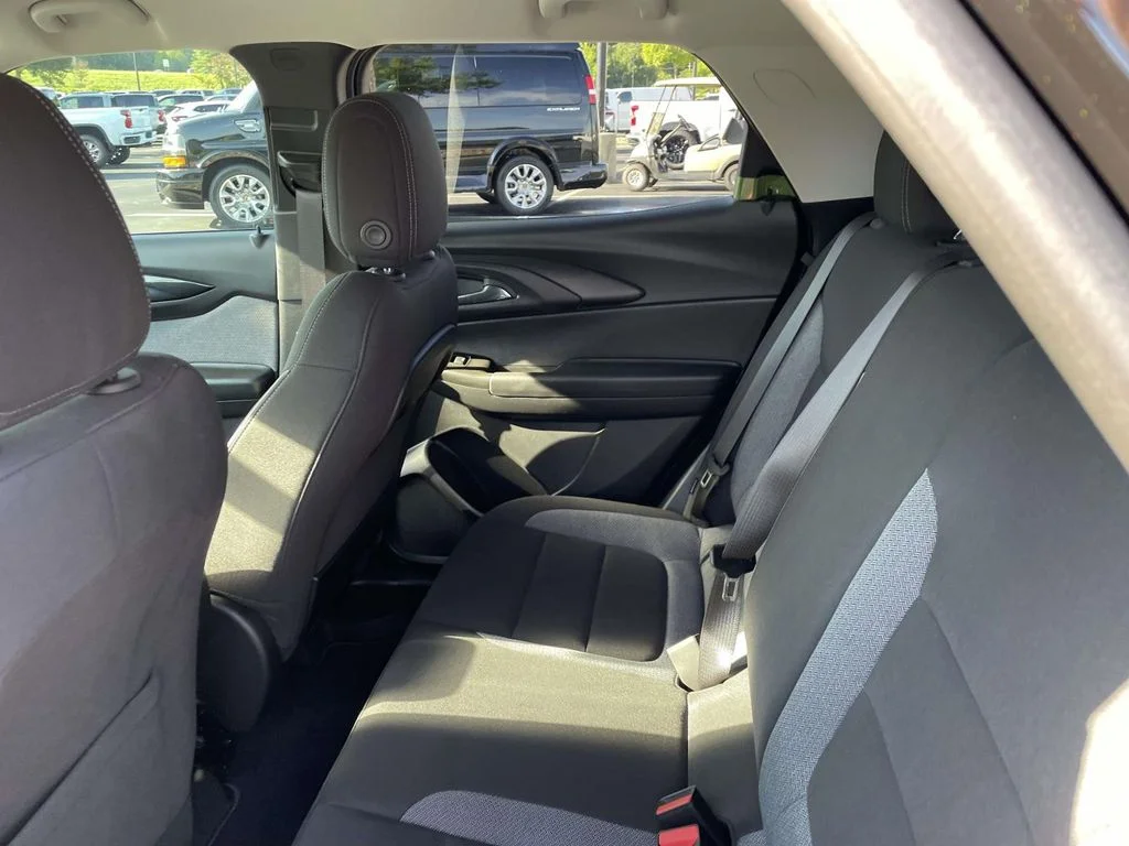 Used 2024 Mosaic Black Metallic Chevrolet LT image 15