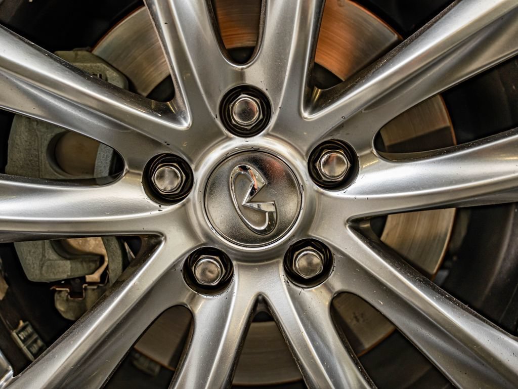 Used 2015 Moonlight White INFINITI 3.7X image 8