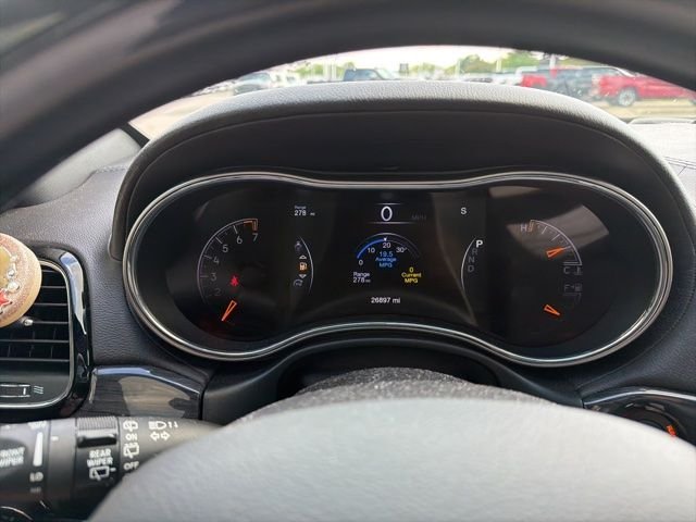 Used 2020 Red Jeep Overland image 11