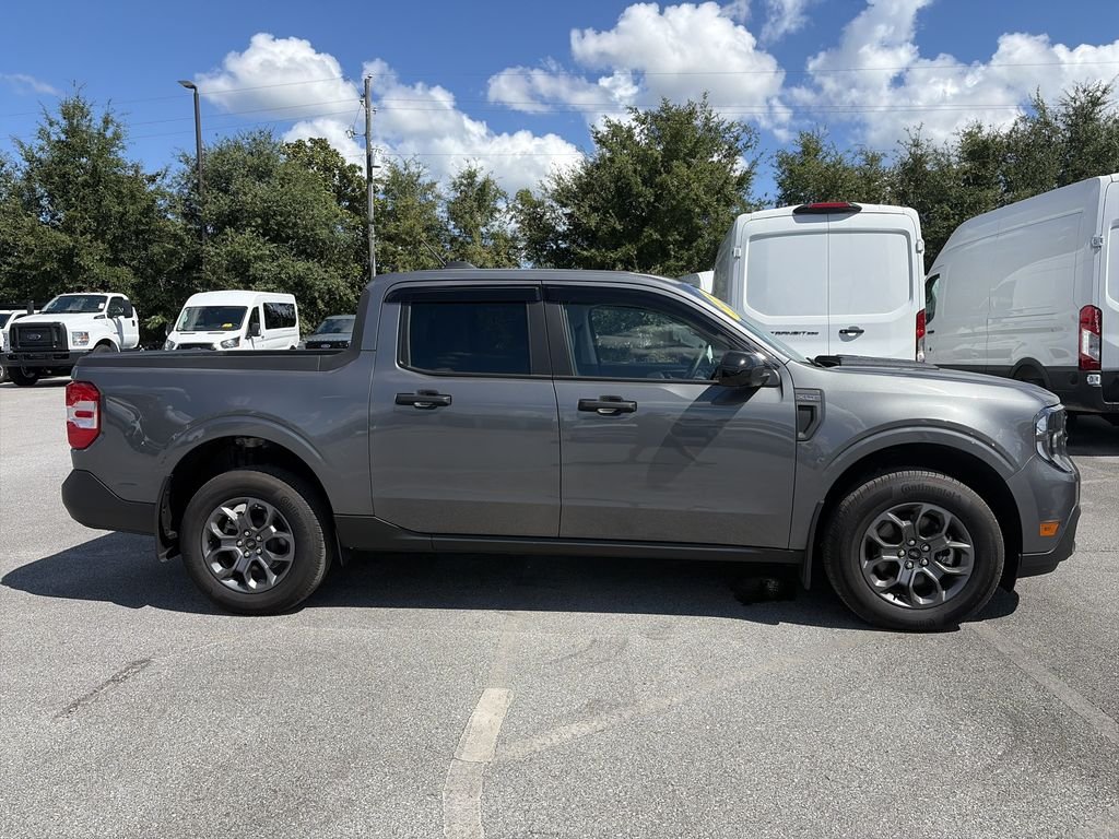 Used 2025 Gray Ford XLT image 8